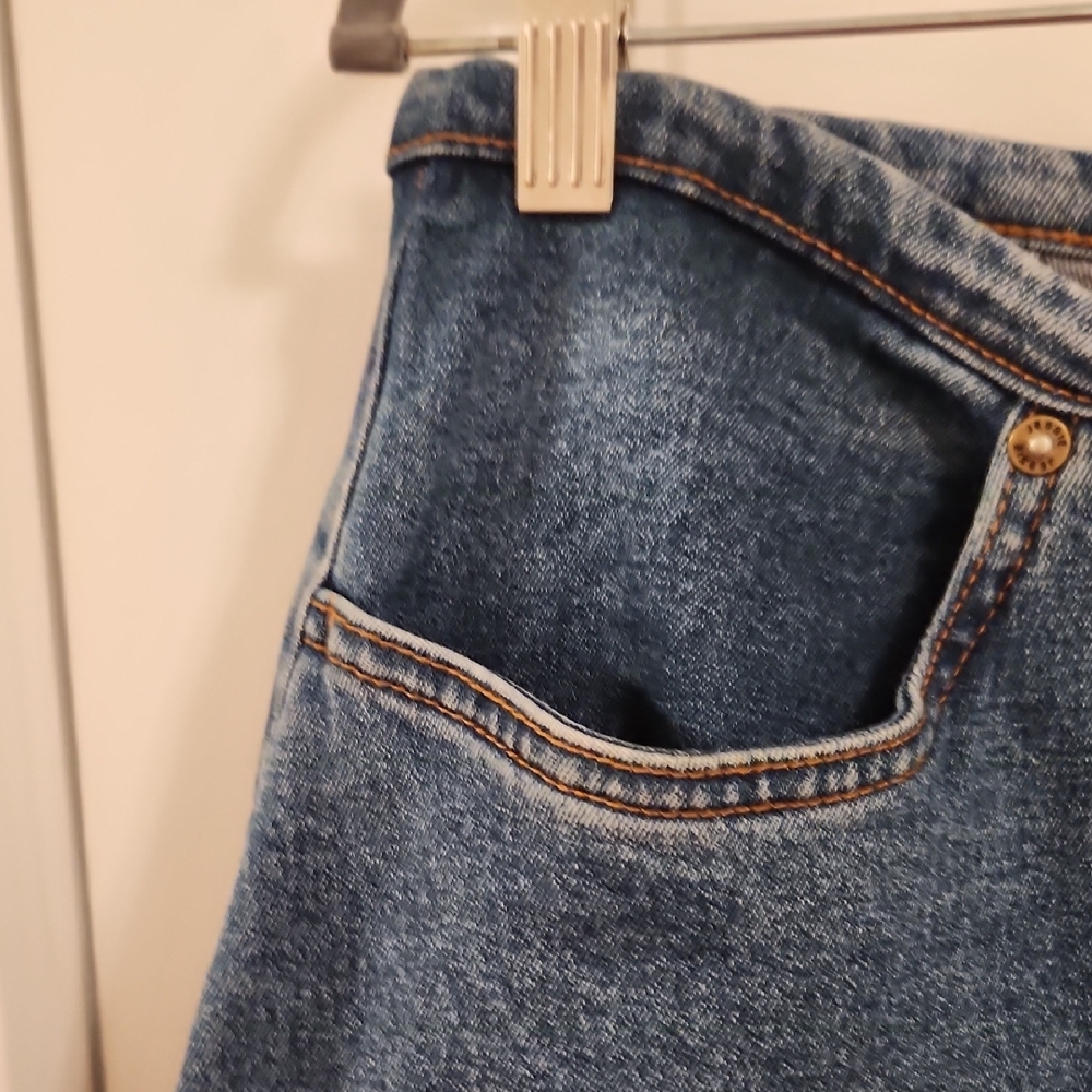 Blue Knee-Length Pencil Skirt for Casual Wear - Picture 4 of 7